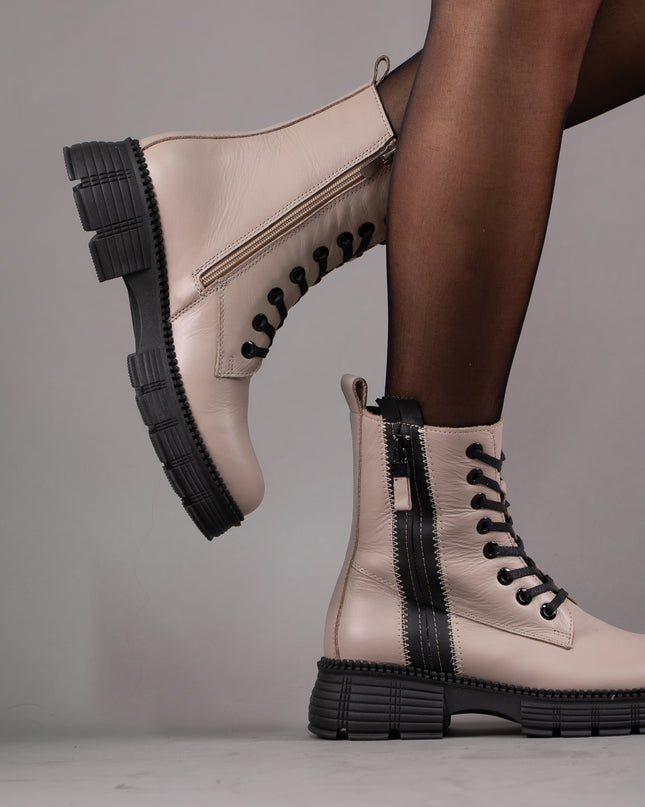 Ghete piele naturala- LUIZA