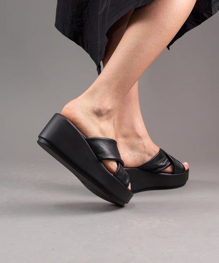 Saboti piele naturala- NABIA 1