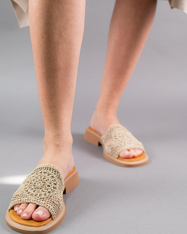 Saboti dantela- LORINA 1