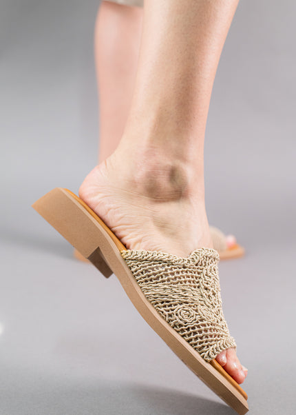 Saboti dantela- LORINA 1